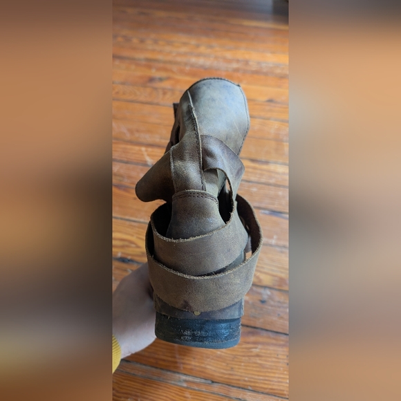 Jeffrey Campbell Free People Brit Intentionally Distressed Brown Leather Boots 9 - Picture 7 of 12